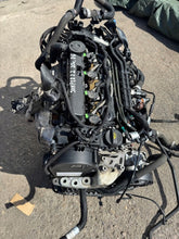 Laden Sie das Bild in den Galerie-Viewer, Motor Peugeot Boxer DW12RU 2.2 HDI 165PS 190TKm 2020 Diesel Engine Komplett MOT9323742431sq
