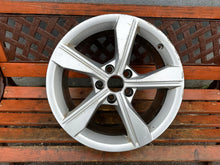 Load image into Gallery viewer, 1x Alufelge 17 Zoll 7.5&quot; 5x112 38ET Glanz Silber 8N0601025EH Audi A4 B9