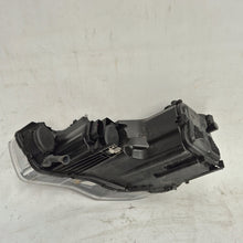 Laden Sie das Bild in den Galerie-Viewer, Frontscheinwerfer Audi A1 8X0941004 Rechts Scheinwerfer Headlight