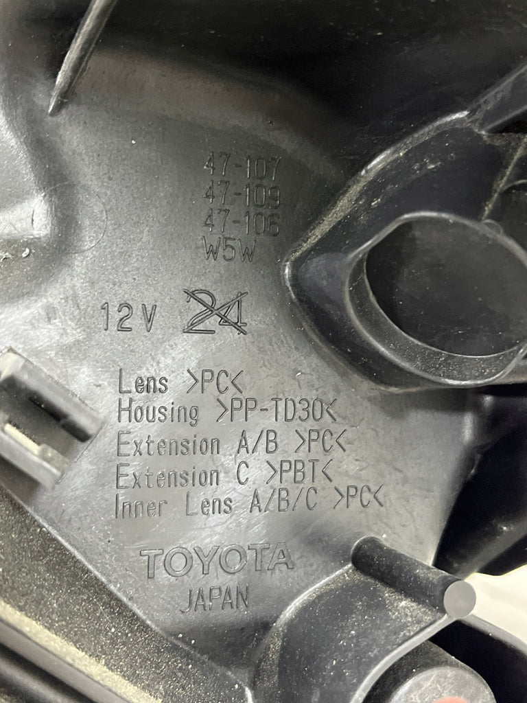 Frontscheinwerfer Toyota Prius LDO622 Rechts Scheinwerfer Headlight SCH7989404435hd