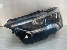 Laden Sie das Bild in den Galerie-Viewer, Frontscheinwerfer Audi Q3 83A941033 LED Links Scheinwerfer Headlight SCH6958789367pq