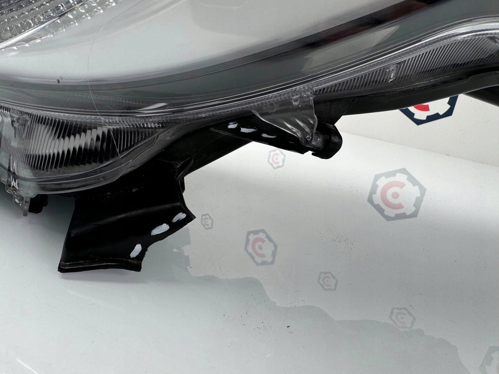 Frontscheinwerfer Toyota Yaris LED Links Scheinwerfer Headlight SCH6163946962dg