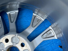 Load image into Gallery viewer, 1x Alufelge 17 Zoll 7.0" 5x112 40ET Glanz Silber 3G0601025G Mg Passat Rim Wheel FEL4653352310fs