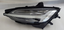 Laden Sie das Bild in den Galerie-Viewer, Frontscheinwerfer Volvo V60 II S60 III Full LED Links Scheinwerfer Headlight SCH7643865440pb
