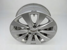 Laden Sie das Bild in den Galerie-Viewer, 1x Alufelge 17 Zoll 7.5" 5x120 37ET Glanz Silber 6796240 BMW 3 F30 F31 Rim Wheel FEL4367695537eq