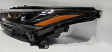 Laden Sie das Bild in den Galerie-Viewer, Frontscheinwerfer Toyota Highlander 10100-8A06K Full LED Links Headlight SCH7776801093pw