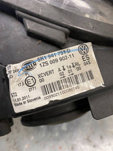 Load image into Gallery viewer, Frontscheinwerfer VW Golf 5K1941751 Links Scheinwerfer Headlight SCH5567635277gi