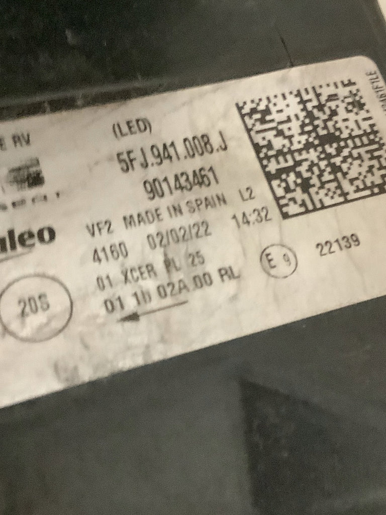 Frontscheinwerfer Seat Tarraco 5FJ941008J Rechts Scheinwerfer Headlight