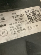 Laden Sie das Bild in den Galerie-Viewer, Frontscheinwerfer Seat Tarraco 5FJ941008J Rechts Scheinwerfer Headlight