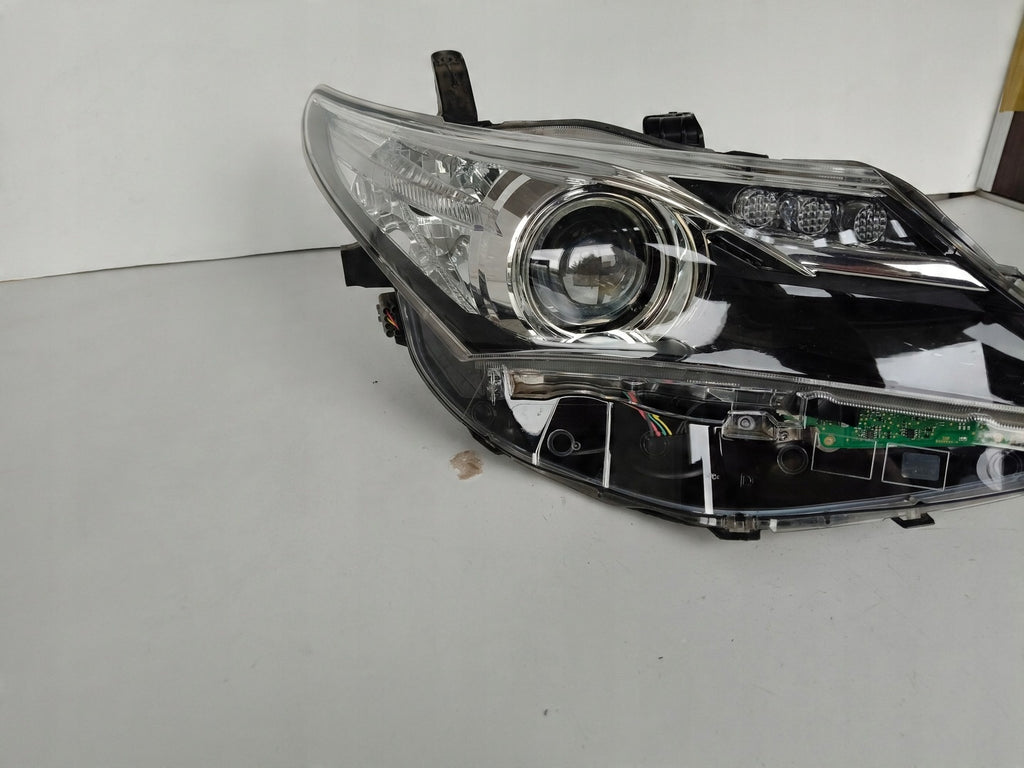 Frontscheinwerfer Toyota Auris 81110-02E20 LED Rechts Scheinwerfer Headlight