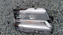 Laden Sie das Bild in den Galerie-Viewer, Frontscheinwerfer VW Crafter 7C1941036C Rechts Scheinwerfer Headlight SCH9329708206jz