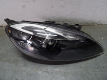 Laden Sie das Bild in den Galerie-Viewer, Frontscheinwerfer Volvo V40 31283335 Xenon Rechts Scheinwerfer Headlight SCH2315301976ie