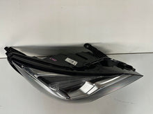 Laden Sie das Bild in den Galerie-Viewer, Frontscheinwerfer Opel Astra K 39055746 Rechts Scheinwerfer Headlight SCH9738677547kk