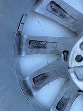 Load image into Gallery viewer, 1x Alufelge 18 Zoll 7.5&quot; 5x112 48ET 5E3601025H Skoda Rim Wheel