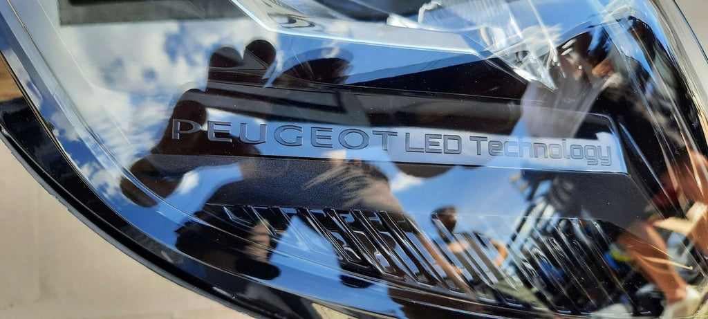Frontscheinwerfer Peugeot 208 II LED Ein Stück (Rechts oder Links) Headlight SCH9682294968hh
