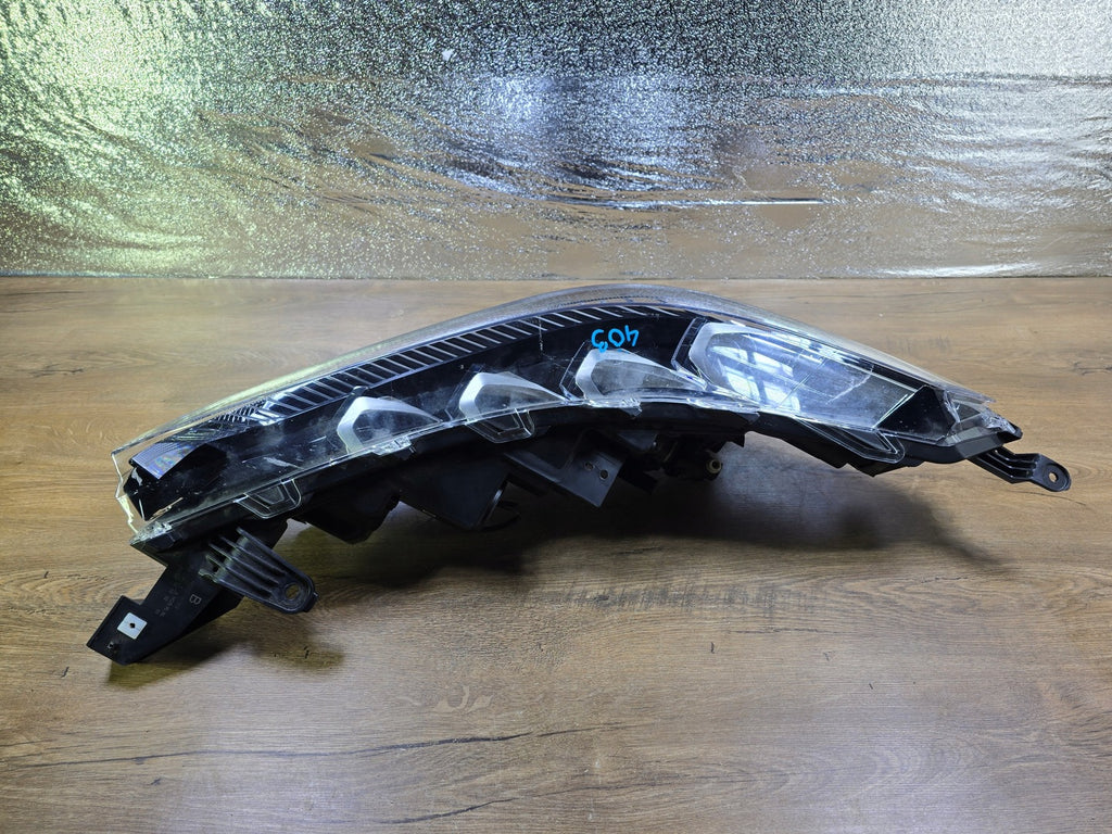 Frontscheinwerfer Toyota Corolla Rechts Scheinwerfer Headlight SCH9230712240ue