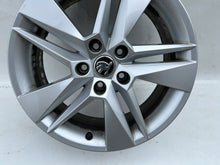 Laden Sie das Bild in den Galerie-Viewer, 1x Alufelge 17 Zoll 6.5&quot; 5x112 41ET 3V0601025BH Skoda Superb Iii Rim Wheel