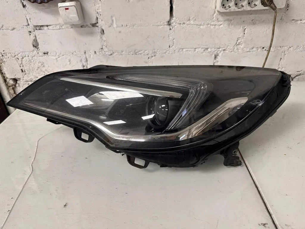 Frontscheinwerfer Opel Astra Sports Tourer K 39047200 Links Headlight SCH1748132226hp