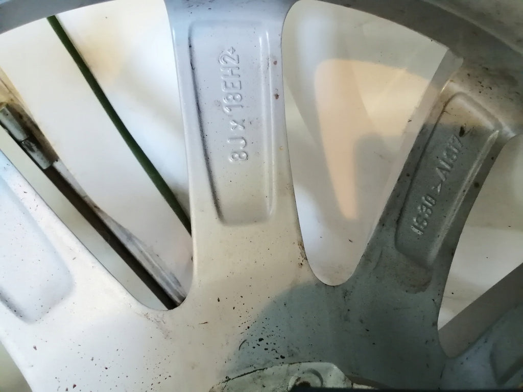 1x Alufelge 18 Zoll 8.0" 5x120 30ET Matt Silber 6794688 BMW Rim Wheel FEL9437783615yl