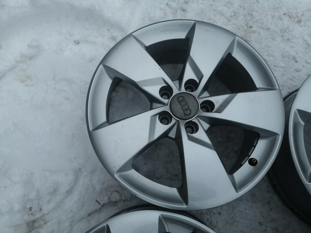 4x Alufelge 17 Zoll 7.0" 5x112 47ET Silber 8S0601025J Audi A6 A4 Rim Wheel FEL5219278112up