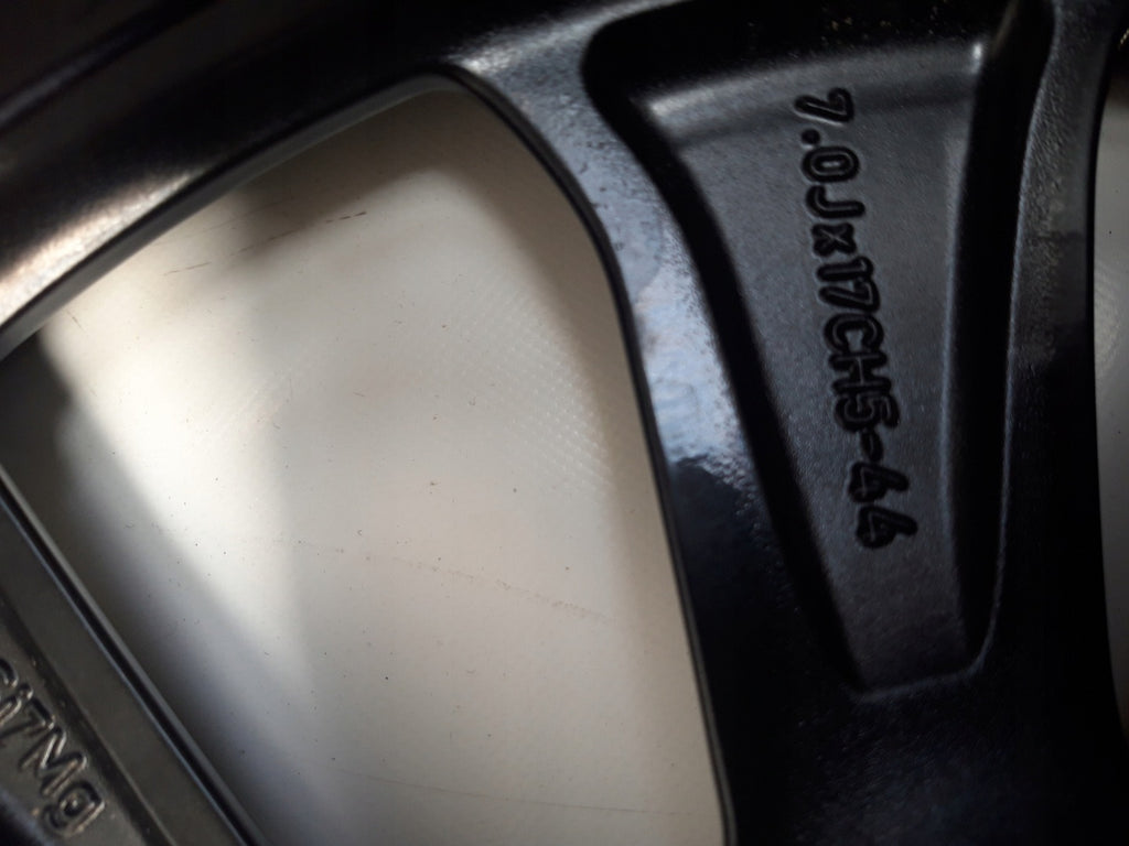 2x Alufelge 17 Zoll 7.0" 5x114.3 44ET Glanz 403009897R Mg Rim Wheel