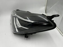 Load image into Gallery viewer, Frontscheinwerfer Toyota Yaris Links Scheinwerfer Headlight