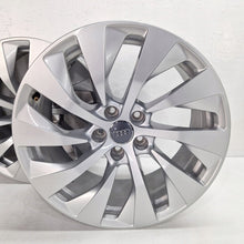 Load image into Gallery viewer, 4x Alufelge 18 Zoll 8.0" 5x112 26ET Glanz Silber 4K8601025A Audi Rim Wheel FEL8863088489uv