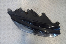 Laden Sie das Bild in den Galerie-Viewer, Frontscheinwerfer Skoda Octavia IV 5E4941016A LED Rechts Scheinwerfer Headlight SCH2121761237wh