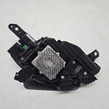 Laden Sie das Bild in den Galerie-Viewer, Frontscheinwerfer Maserati I 06702930730 Links Scheinwerfer Headlight SCH4560713795si
