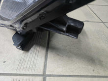 Load image into Gallery viewer, Frontscheinwerfer Mitsubishi Outlander I 8301D3-31 Links Scheinwerfer Headlight SCH8883458194wu