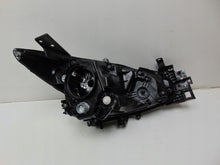 Laden Sie das Bild in den Galerie-Viewer, Frontscheinwerfer Mazda 3 Bm BHR251040 LED Links Scheinwerfer Headlight SCH5095330601um