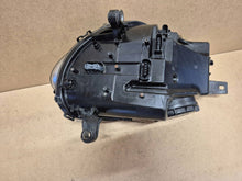 Laden Sie das Bild in den Galerie-Viewer, Frontscheinwerfer Mercedes-Benz W251 A2518260191 Links Scheinwerfer Headlight SCH2830332839li