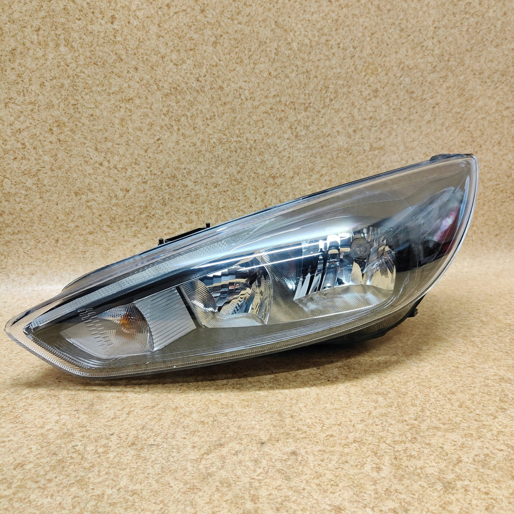 Frontscheinwerfer Ford Focus 100020100 LED Links Scheinwerfer Headlight