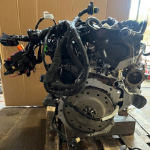 Load image into Gallery viewer, Motor Audi Porsche A5 Macan CYNN CYNB 2.0 TFSI 81TKm Benzin Engine Komplett MOT7131070093fc