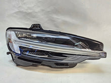 Load image into Gallery viewer, Frontscheinwerfer Volvo V60 S60 III 32420508 LED Rechts Scheinwerfer Headlight SCH3174480940fk