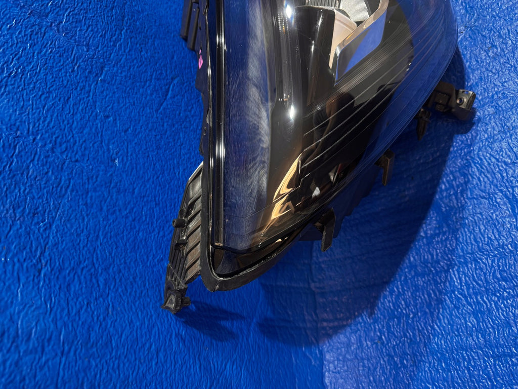 Frontscheinwerfer Renault Megane IV 260106126R Full LED Rechts oder Links SCH6083439926aa
