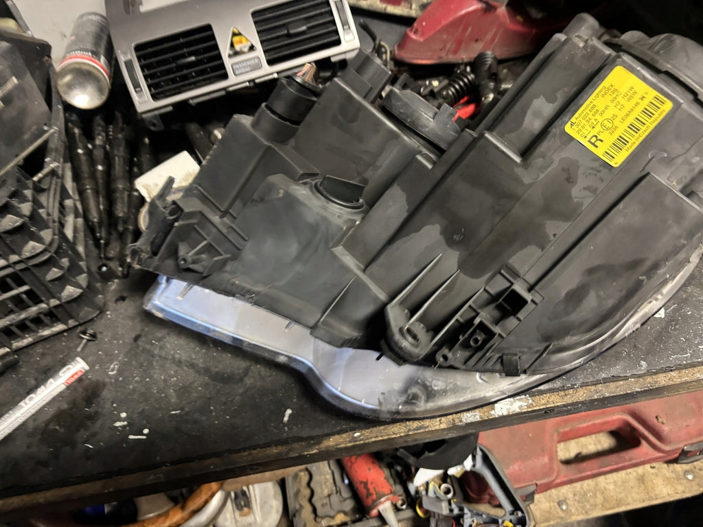 Frontscheinwerfer VW Touran 1307022688 Rechts Scheinwerfer Headlight SCH2833325141mj