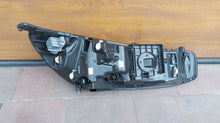 Laden Sie das Bild in den Galerie-Viewer, Frontscheinwerfer Ford Focus NX7B-13E015-CD Full LED Links Headlight SCH5903974096nz