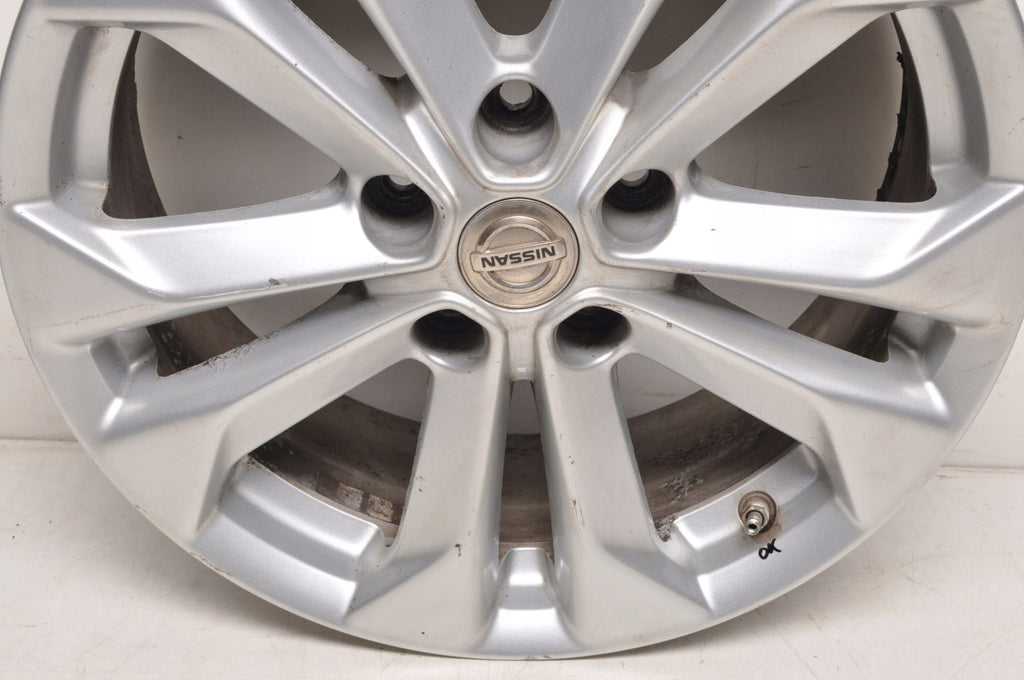 1x Alufelge 17 Zoll 7.0" 5x114.3 45ET Glanz Silber Nissan X-Trail I Qashqai FEL6616002244pp