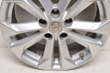 Laden Sie das Bild in den Galerie-Viewer, 1x Alufelge 17 Zoll 7.0" 5x114.3 45ET Glanz Silber Nissan X-Trail I Qashqai FEL6616002244pp