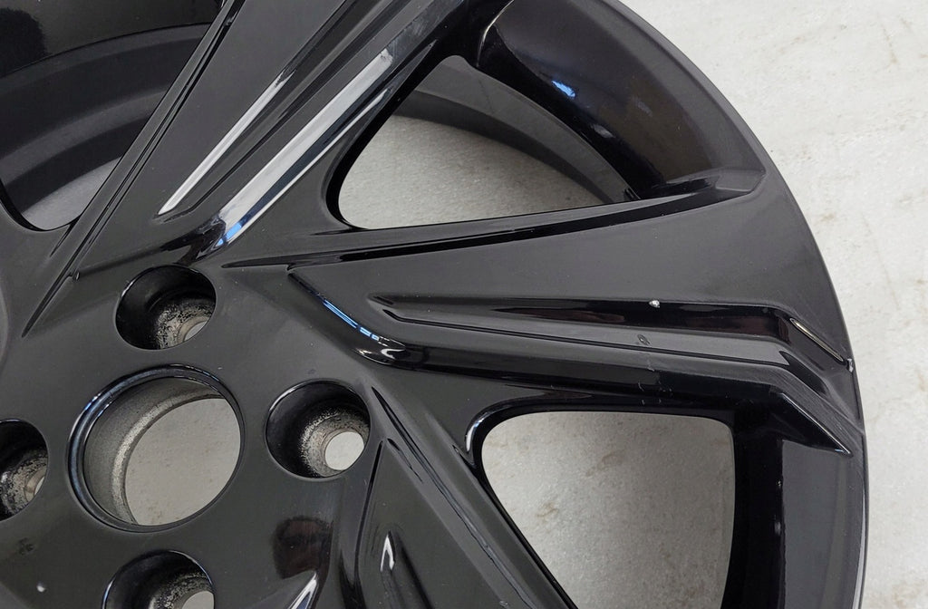 1x Alufelge 17 Zoll 5.0" 4x100 40ET PW457-0H015 Toyota Aygo Rim Wheel