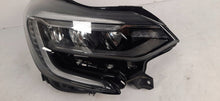 Laden Sie das Bild in den Galerie-Viewer, Frontscheinwerfer Renault Captur 260104525R LED Rechts Scheinwerfer Headlight