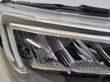 Load image into Gallery viewer, Frontscheinwerfer Opel Crossland X 462161423 YQ00709880 Full LED Rechts SCH9990784776kz