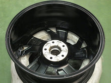 Laden Sie das Bild in den Galerie-Viewer, 1x Alufelge 17 Zoll 7.5&quot; 5x108 44ET Glanz Schwarz 9843281580 Opel Astra L