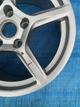 Laden Sie das Bild in den Galerie-Viewer, 1x Alufelge 18 Zoll 8.0" 5x130 57ET Porsche Cayman Boxster 981 Rim Wheel FEL3800862426le
