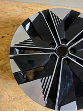 Load image into Gallery viewer, 1x Alufelge 19 Zoll 7.5" 5x114.3 46ET 403002266R Renault E-Tech Rim Wheel FEL2641338776nk