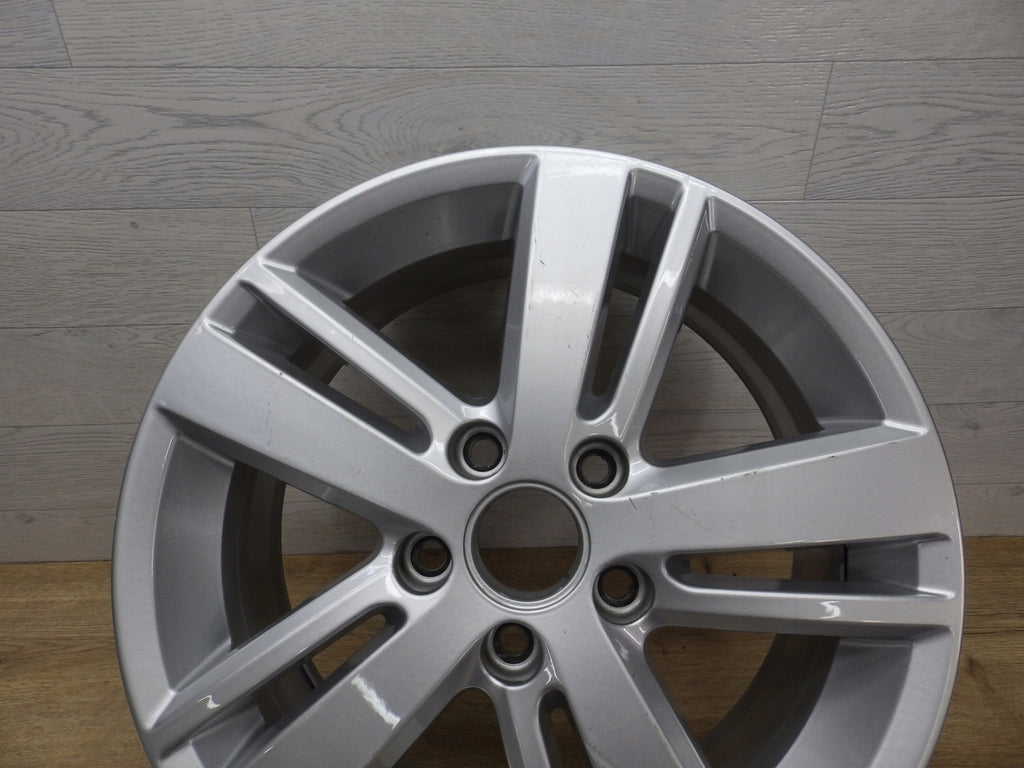 1x Alufelge 16 Zoll 6.5" 5x112 50ET Glanz Silber 5K0601025AM VW Golf Vi