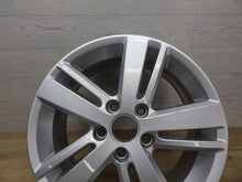 Load image into Gallery viewer, 1x Alufelge 16 Zoll 6.5&quot; 5x112 50ET Glanz Silber 5K0601025AM VW Golf Vi