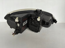 Laden Sie das Bild in den Galerie-Viewer, Frontscheinwerfer Seat Toledo I 5P1941005B LED Links Scheinwerfer Headlight