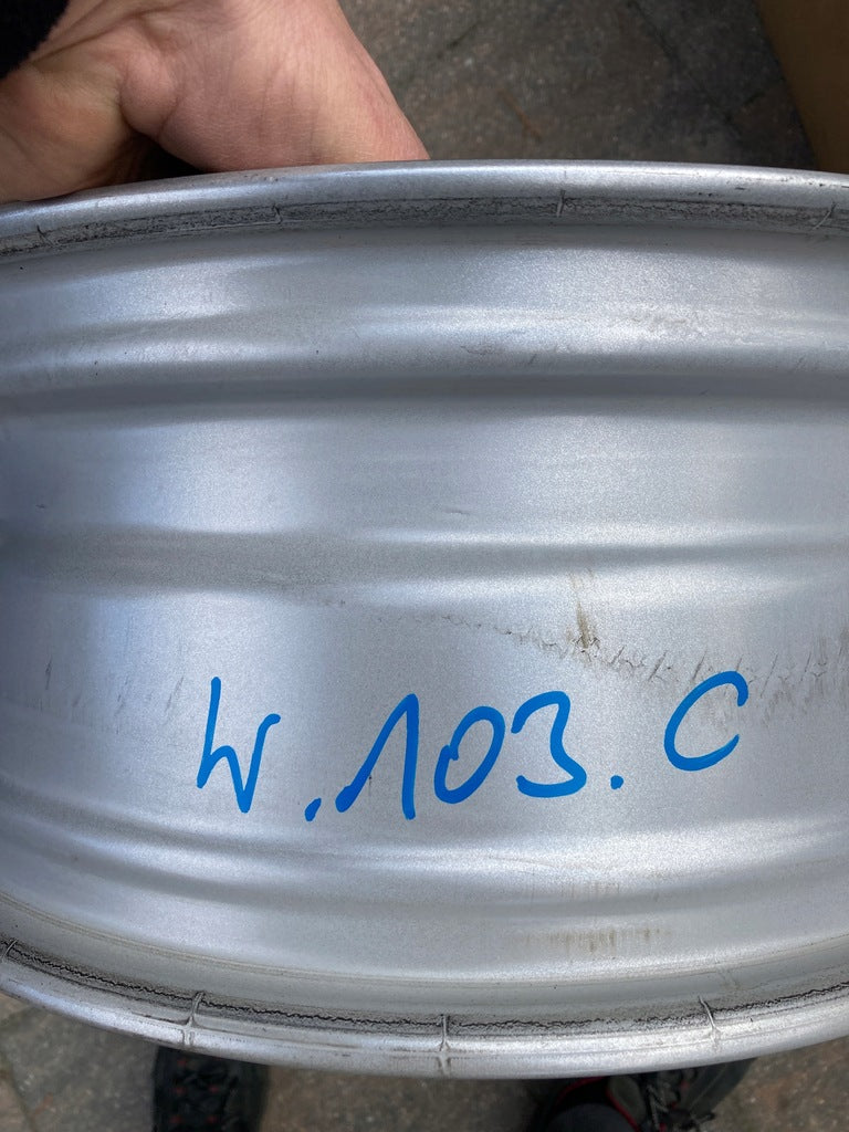 1x Alufelge 16 Zoll 6.5" 5x112 44ET Glanz Silber A1774011100 Mercedes-Benz FEL3925162013go